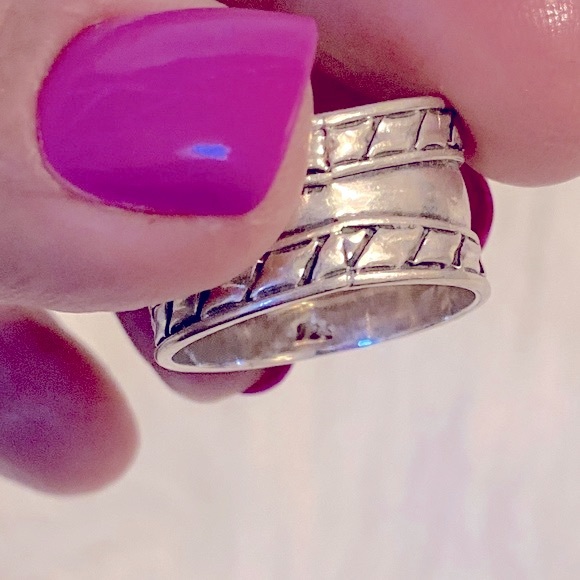 Silver Thumb Ring size 9 - Picture 4 of 5